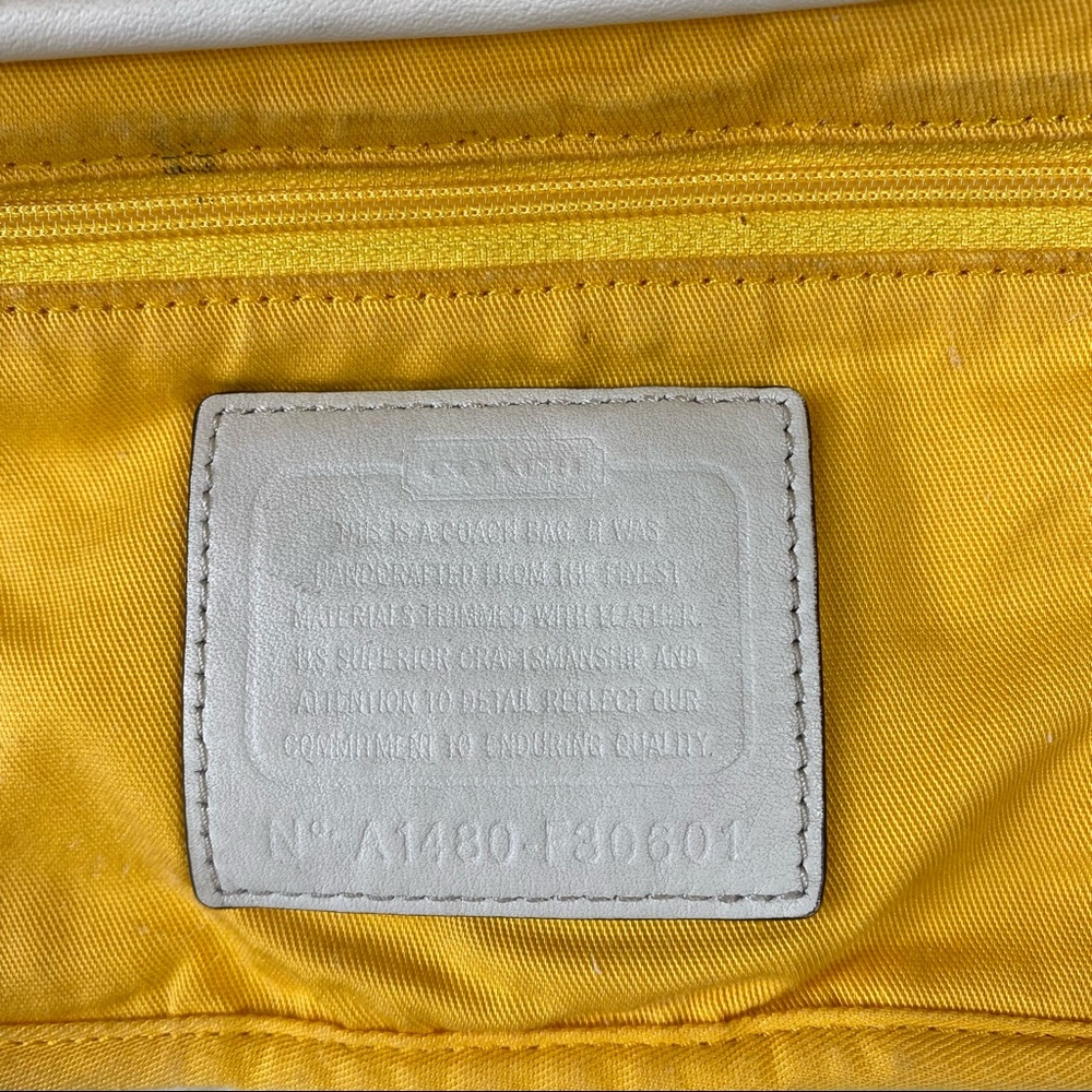 Coach Signature Hadley Field Crossbody Bag White - Picture 12 of 14